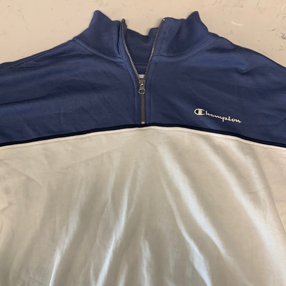 Champion Tops - 1/4 zip sweatshirt. Champion brand size. XL.
